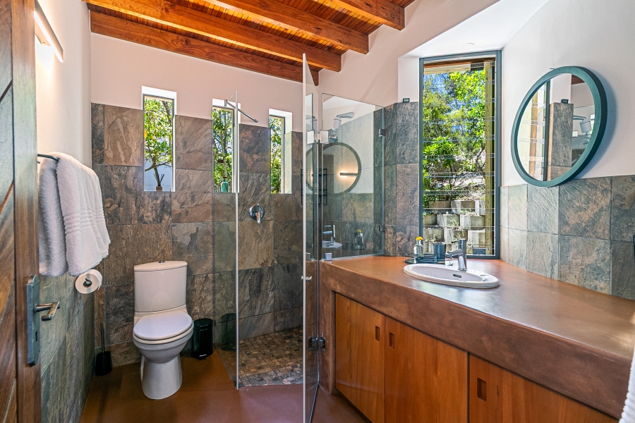 5 Bedroom Property for Sale in Pezula Golf Estate Western Cape